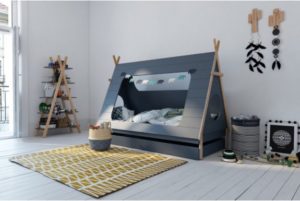 Kinderbed in de vorm van een tipi